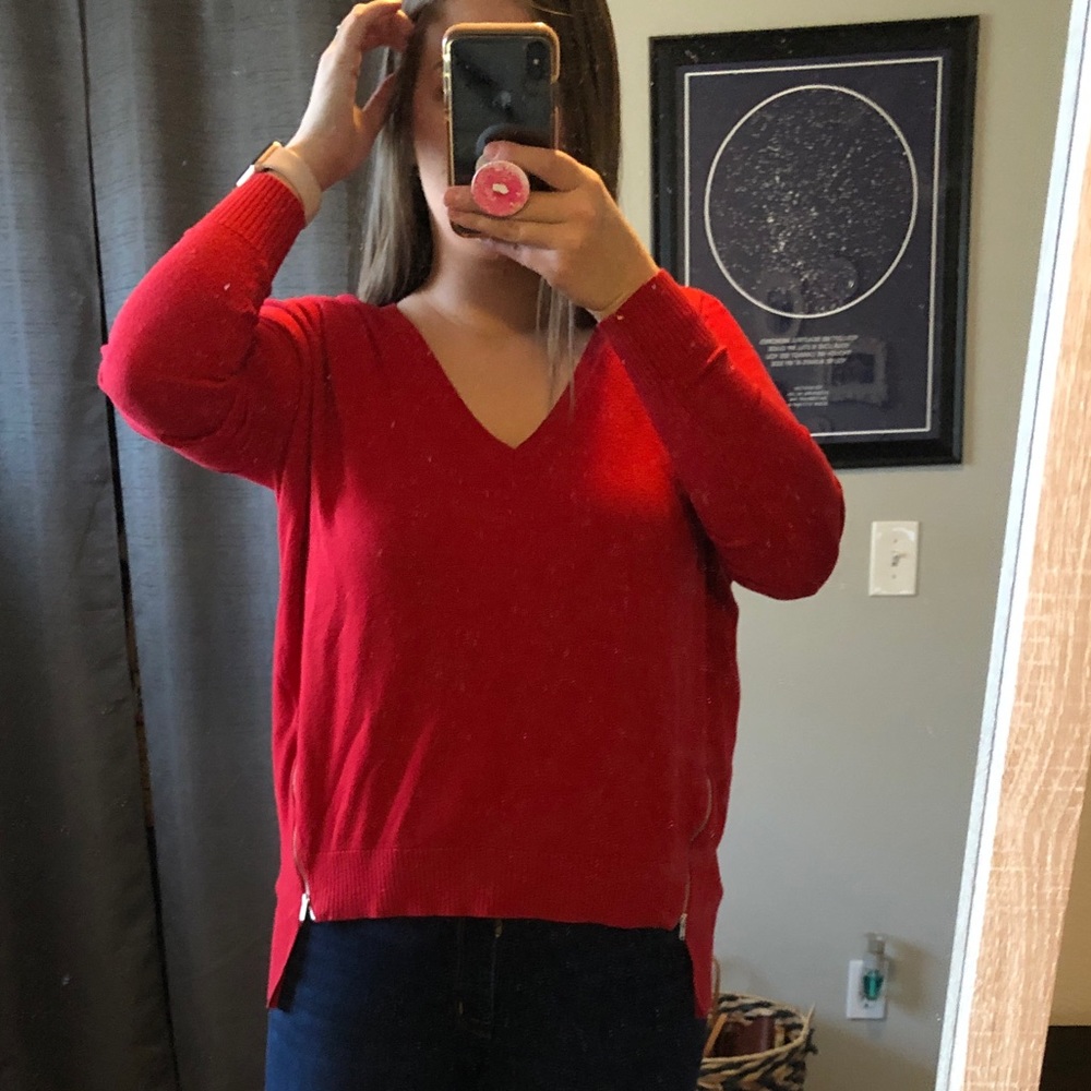 Express Red V-neck sweater with zippers, Medium